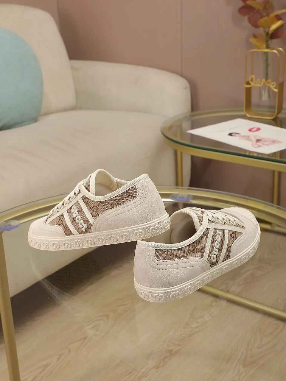 👟👟Ex-factory price 420👟👟 GUCCI~24 The latest double G embroidered low-cut lace-up fashion sneakers, originally developed, the fabric is exclusive double G fabric, the upper is perfectly matched with special craftsmanship, the lining is sheepskin, rubber outsole, size 35 to 40